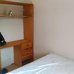 Apartamento Agradavel Em Maranduba Condominio A 900 Metros Da Praia