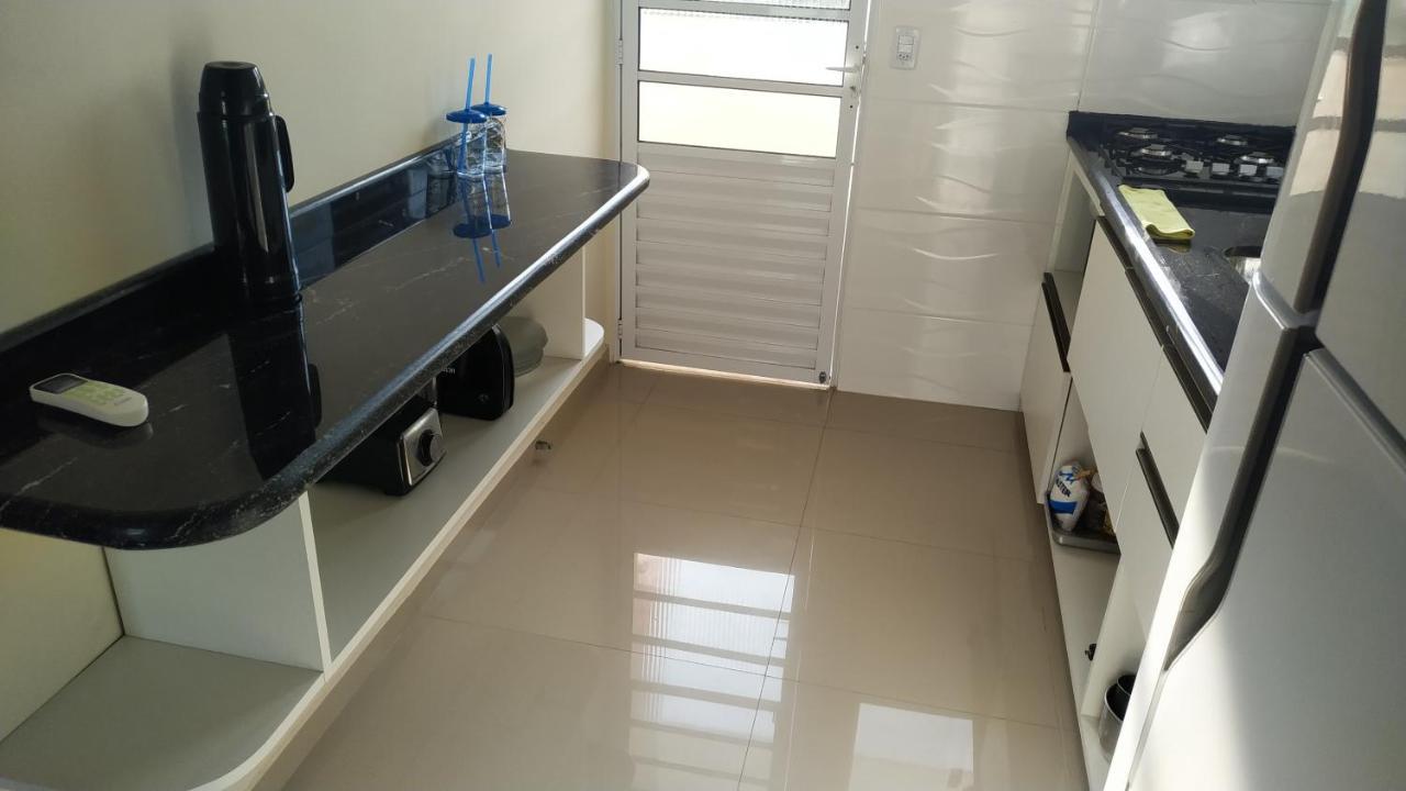 Agradavel Em Maranduba A 900 Metros Da Apartment *